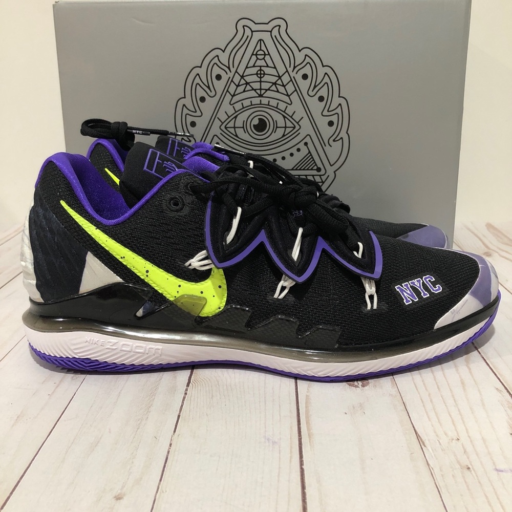 🚨SOLD🚨New Nike Air Zoom Vapor X Kyrie V NYC US Open
